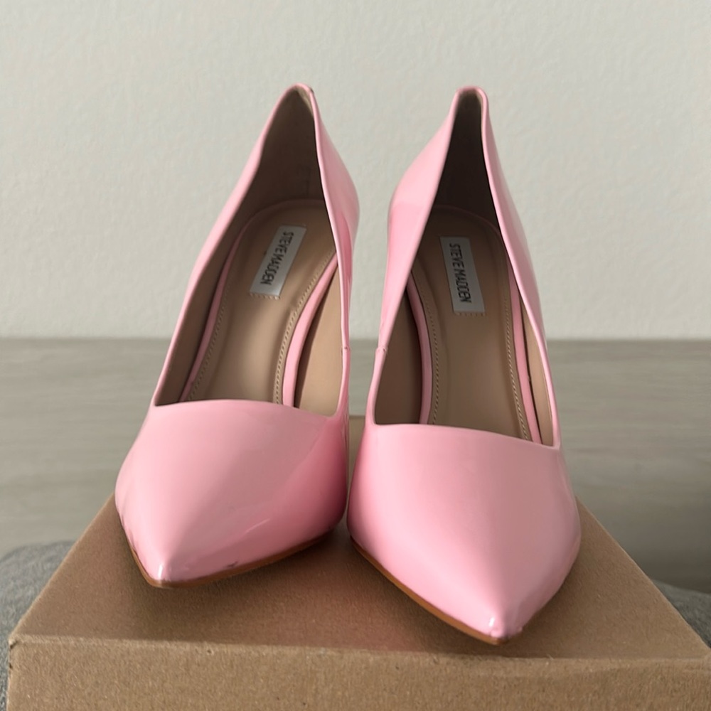 Vala Pink Patent heels-size 11